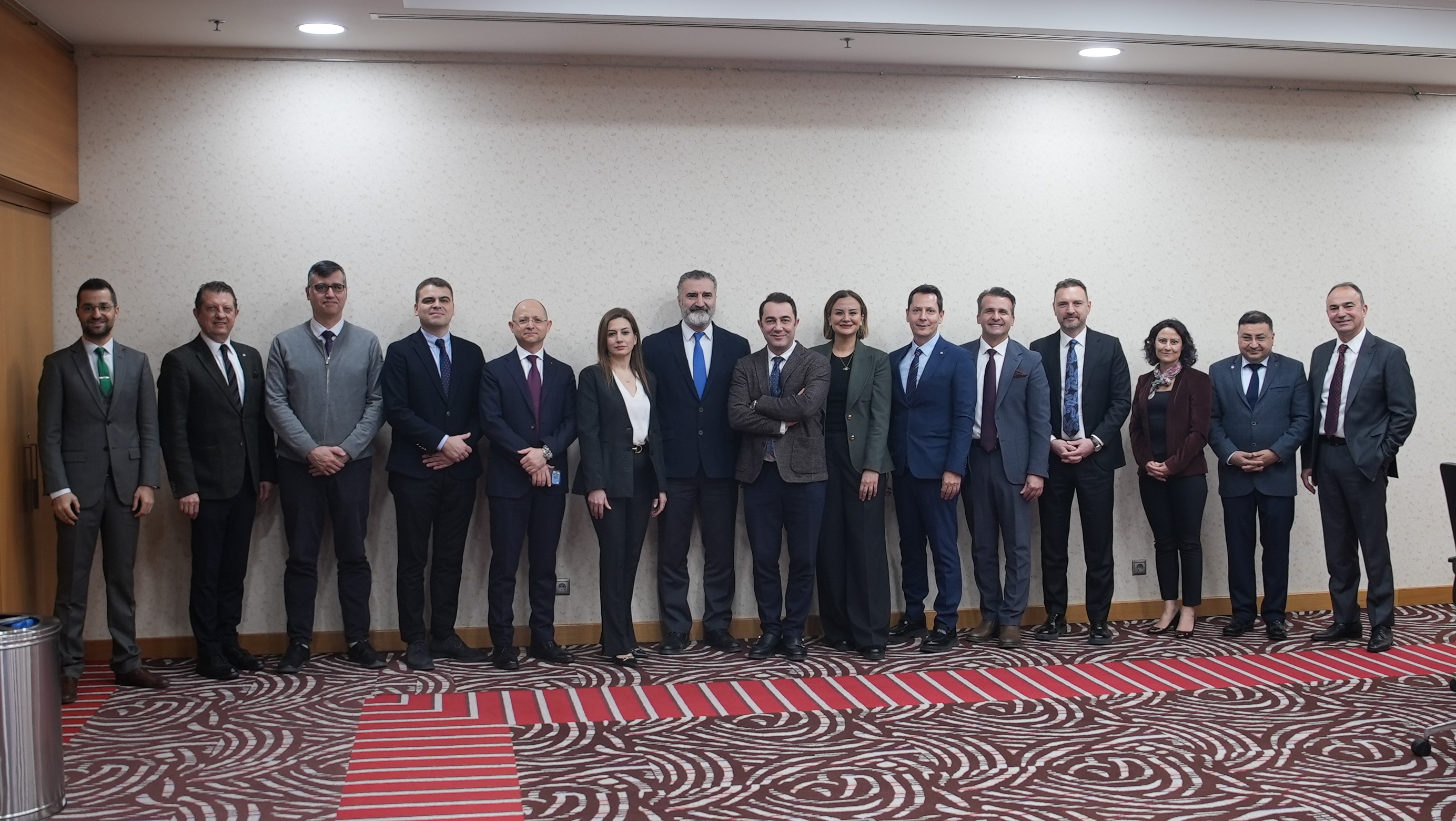 Prostat Kanserinde Yeni Bir Yol Haritas�: Multidisipliner Yakla��m